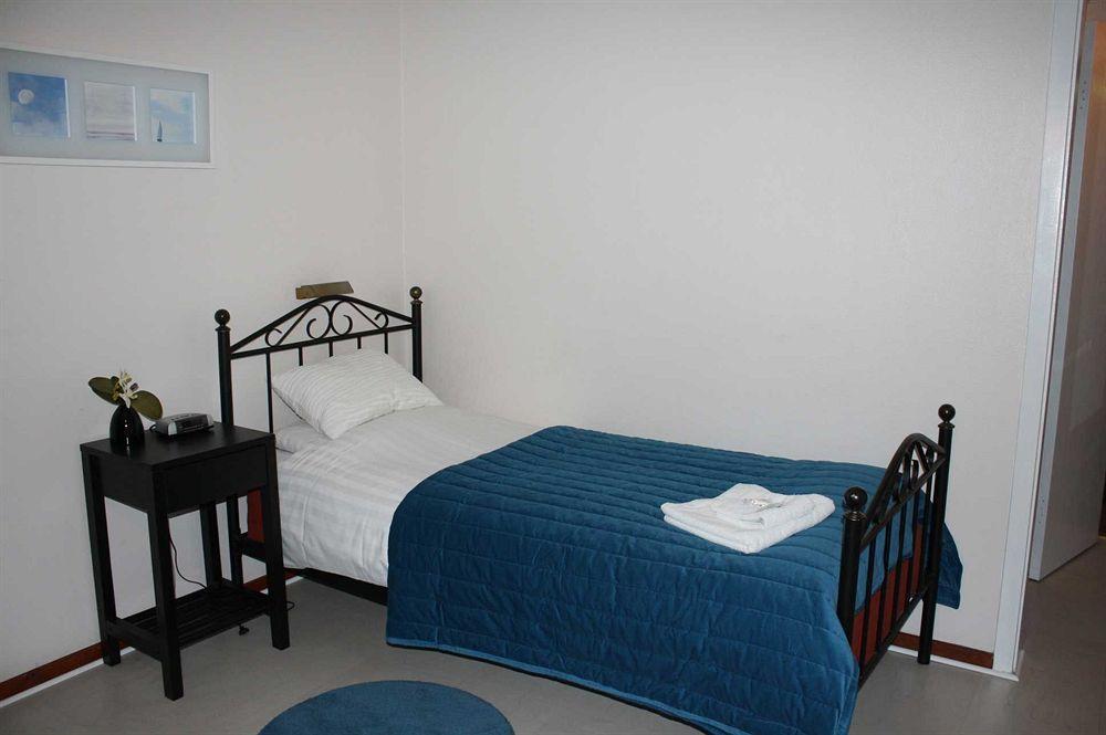 Hotell Restaurang Naemforsen Nasaker Екстер'єр фото