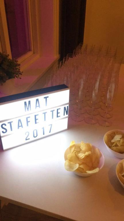 Hotell Restaurang Naemforsen Nasaker Екстер'єр фото