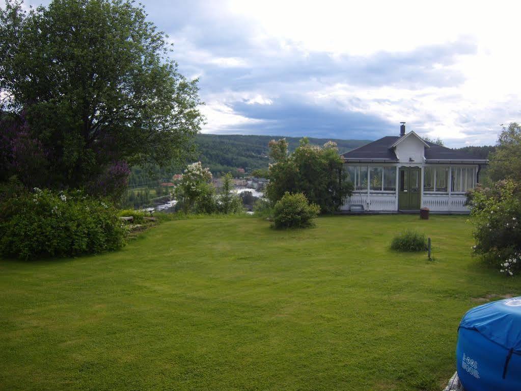 Hotell Restaurang Naemforsen Nasaker Екстер'єр фото