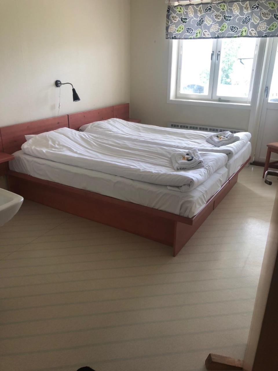 Hotell Restaurang Naemforsen Nasaker Екстер'єр фото