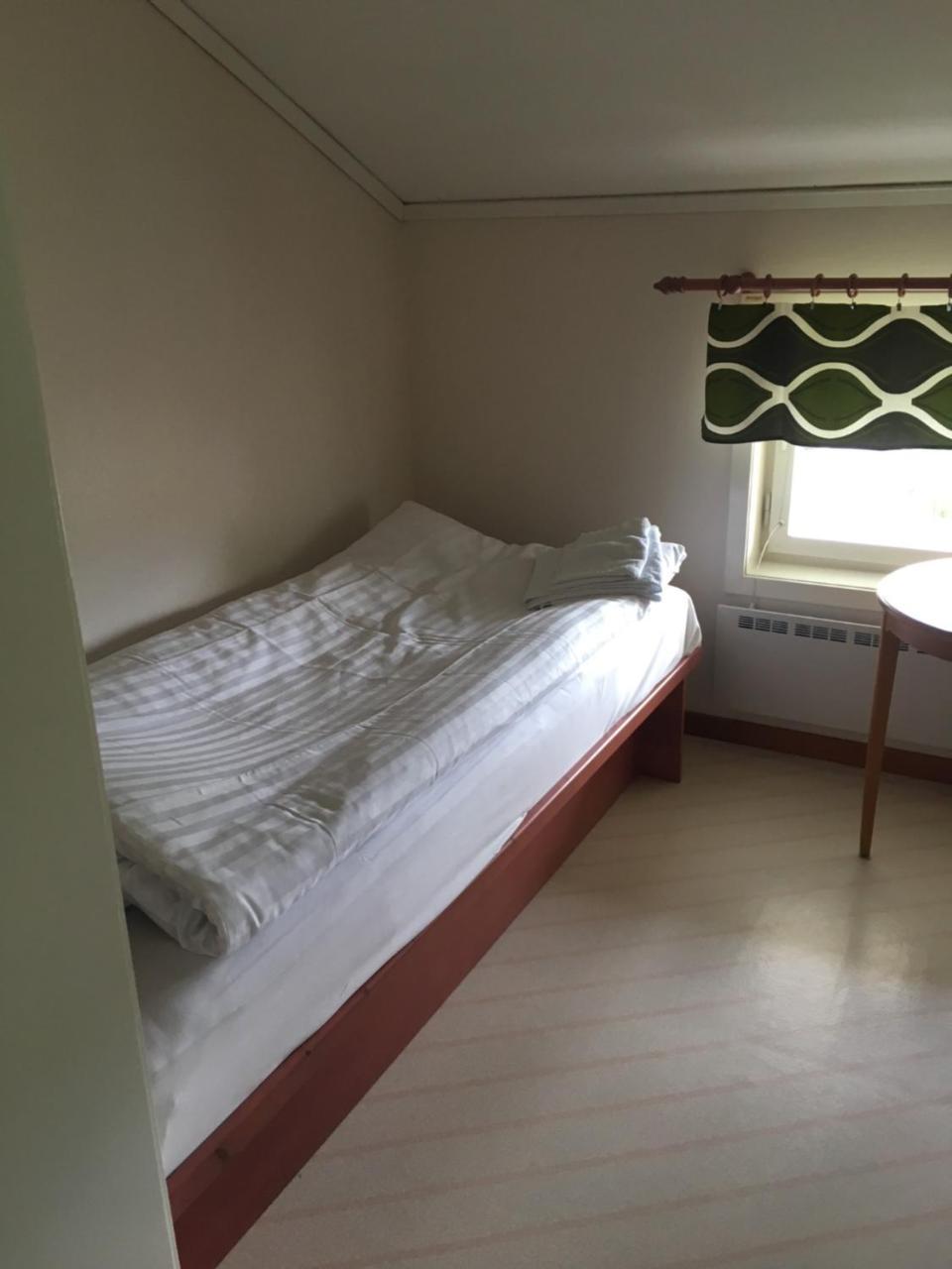Hotell Restaurang Naemforsen Nasaker Екстер'єр фото